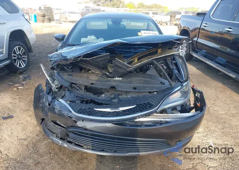 2016 Chrysler 200 Touring z USA, uszkodzony, nr VIN 1C3CCCFB3GN189744